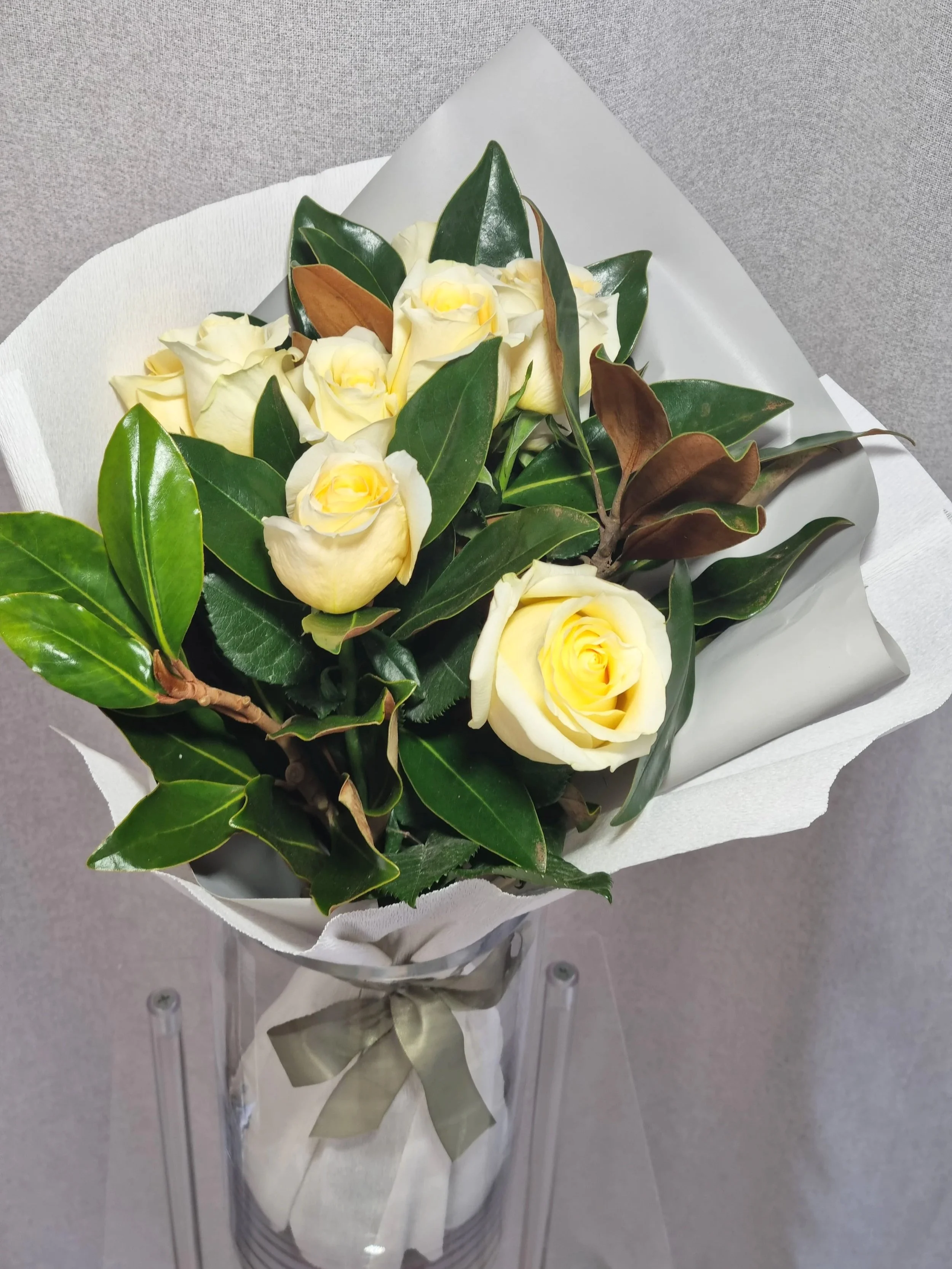 bouquet of roses online delivery Springfield and Brisbane