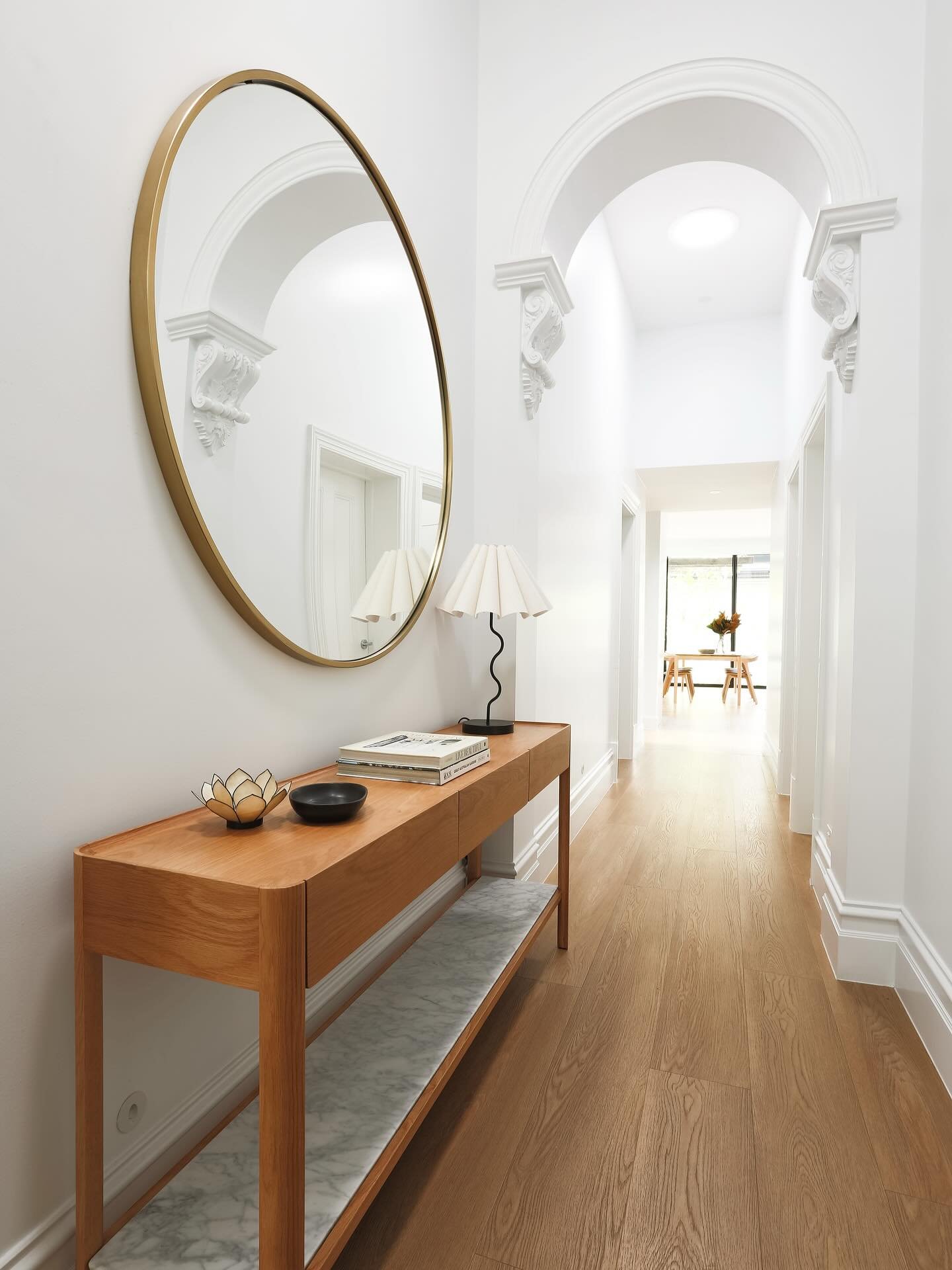 FURNITURE STYLING
At Interiors by Kate, we offer furniture and object styling as part of our services.

For our South Yarra project, we sourced every piece for each room&mdash;including custom fabrics, rugs, lighting, artwork, and mirrors.

Table, ch