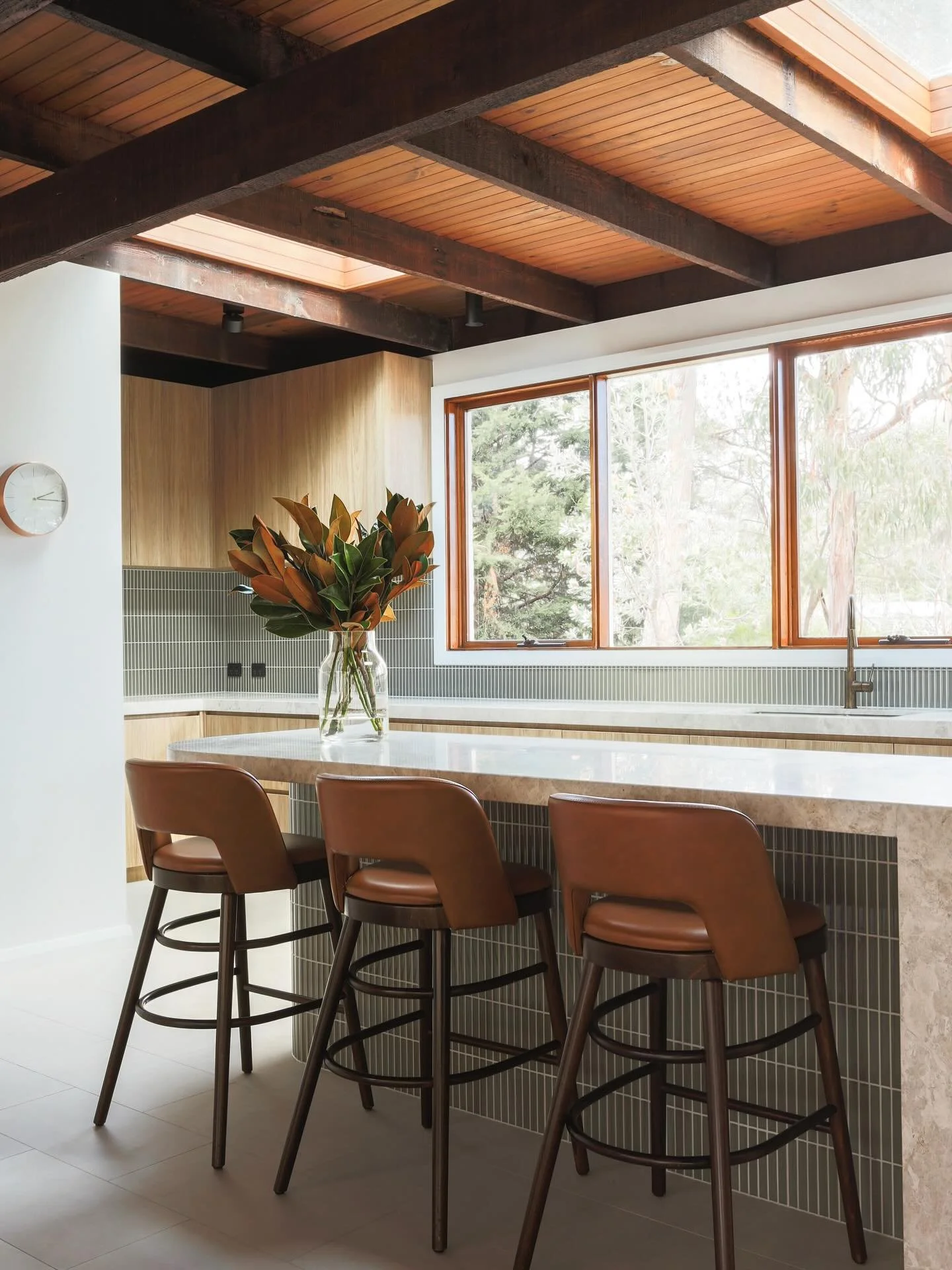 WILLORA BEFORE &amp; AFTER / We loved the original timber of this mid-century home and wanted to honour its character while improving functionality.

By opening up the existing pantry, we were able to create additional bench space and storage, making