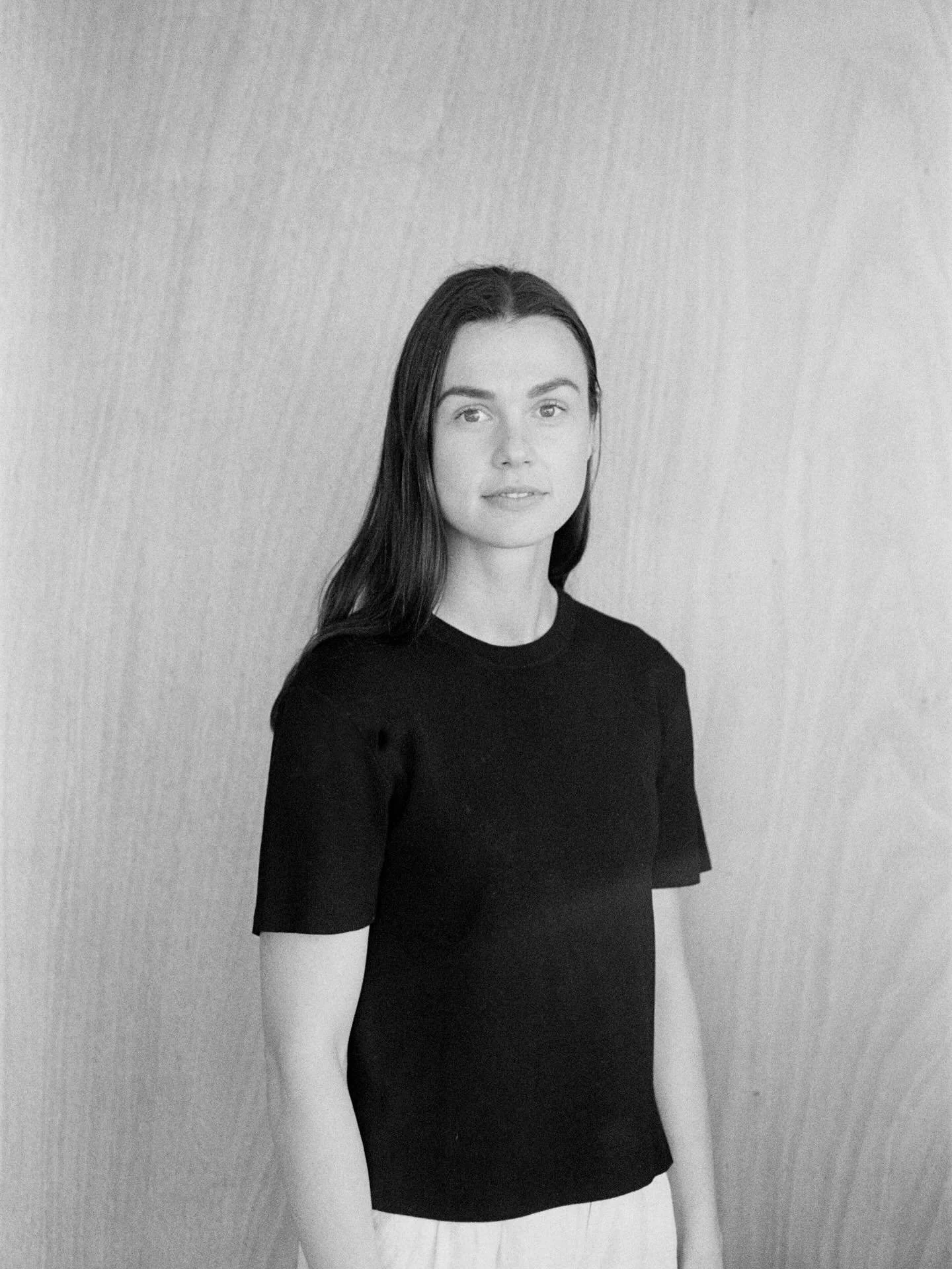 A little re-introduction. Hello!
After beautiful year of maternity leave, I&rsquo;m easing back into the interior world again. It&rsquo;s been a special (and let&rsquo;s be honest, slightly chaotic!) season, but I&rsquo;m excited to be opening up spa