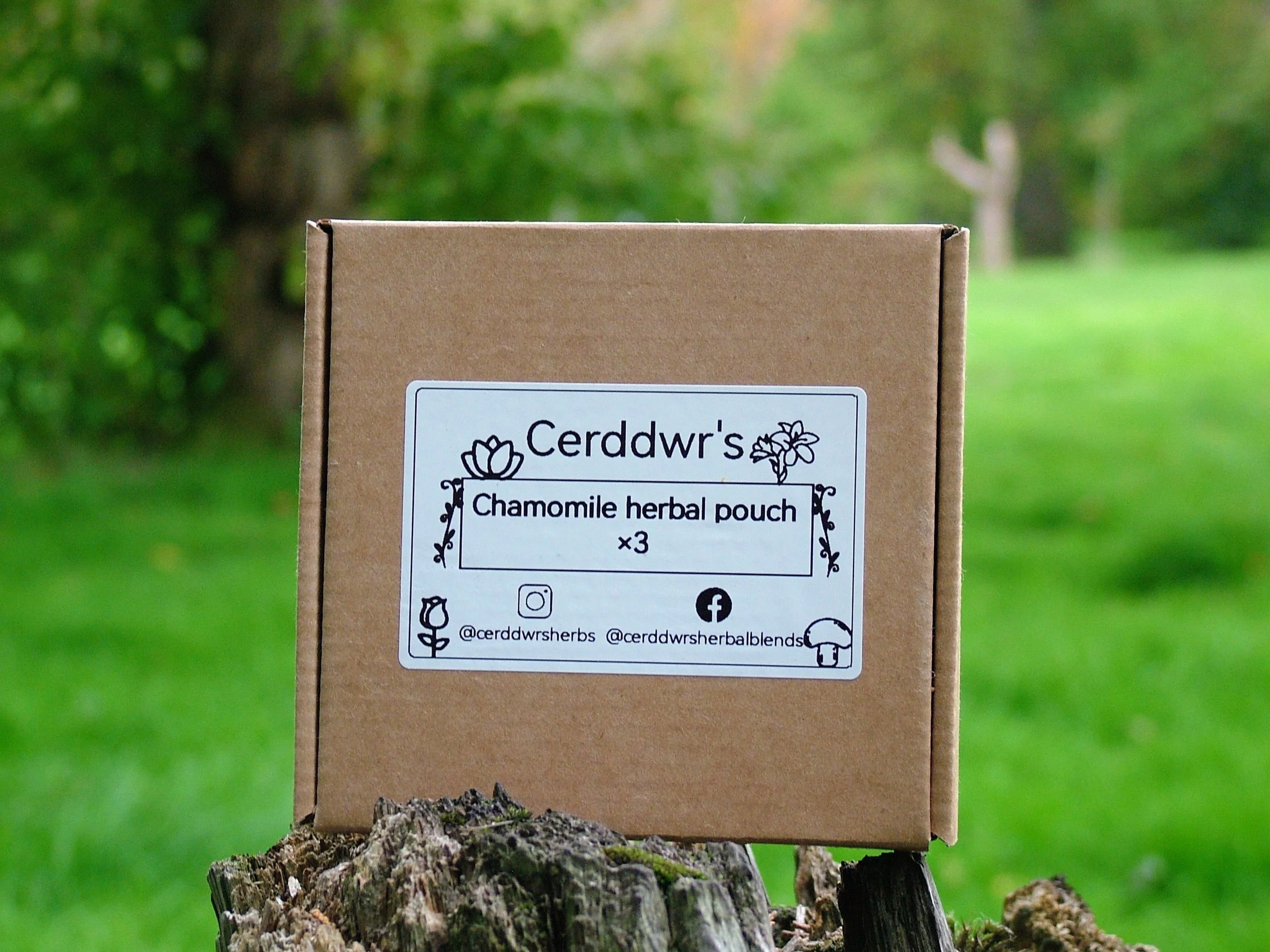 Pure Dried Chamomile Flower Pouch