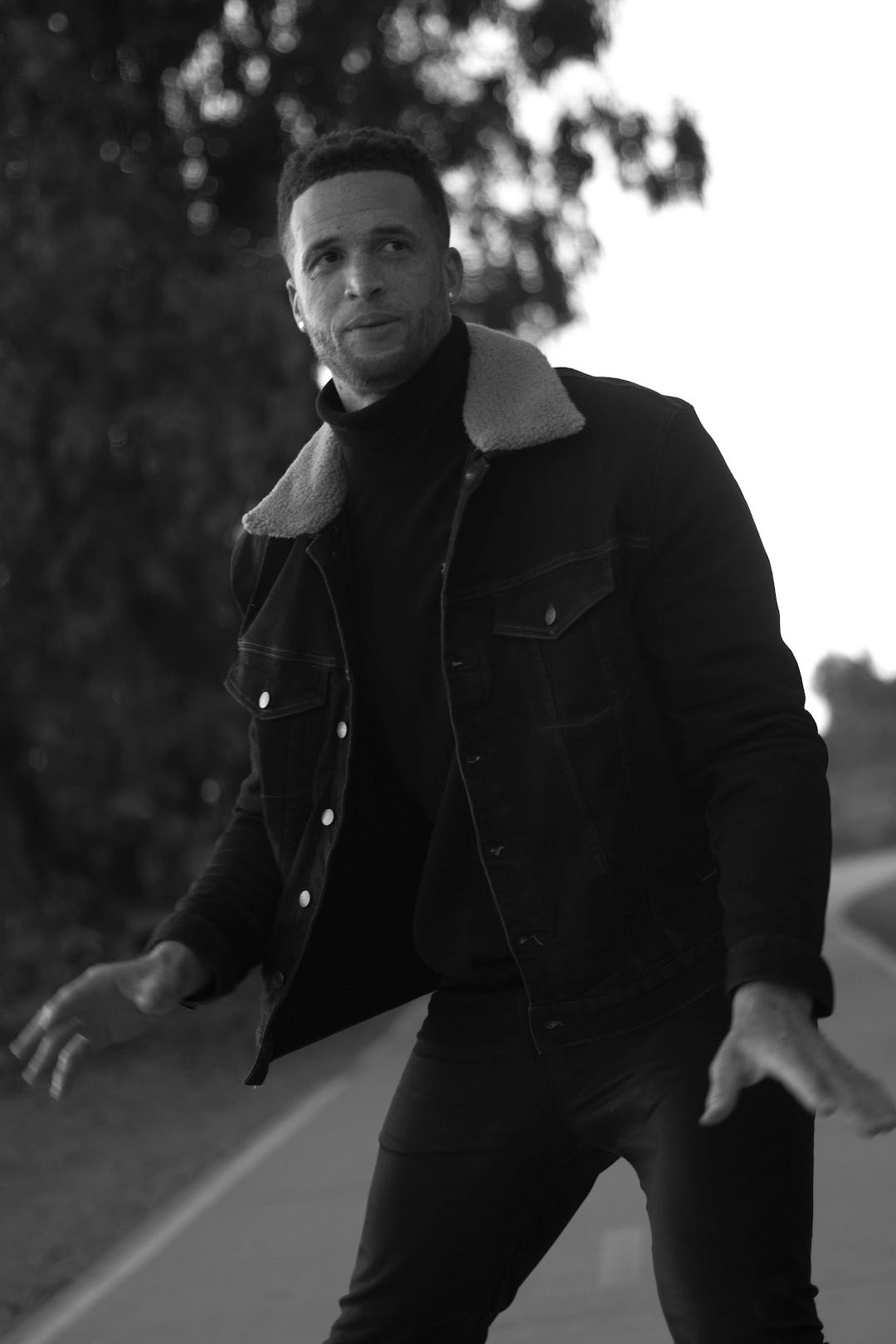 man walking outdoors black and white cinematic lifestyle photography Los Angeles