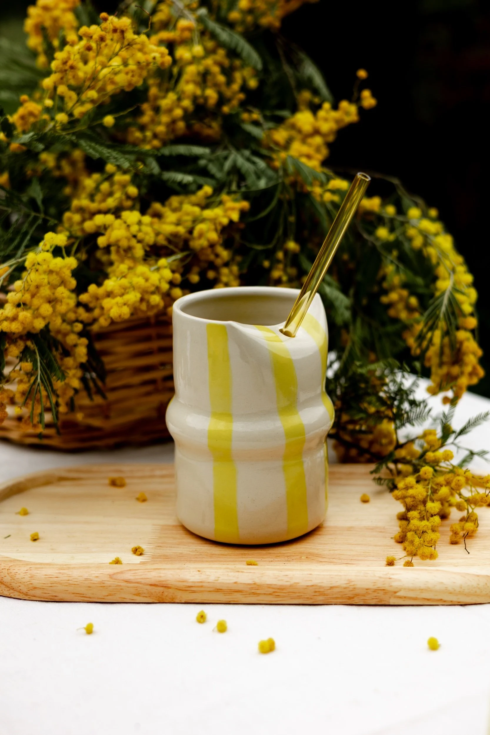🌼 Mug Mimosa avec paille en verre — 30 cl