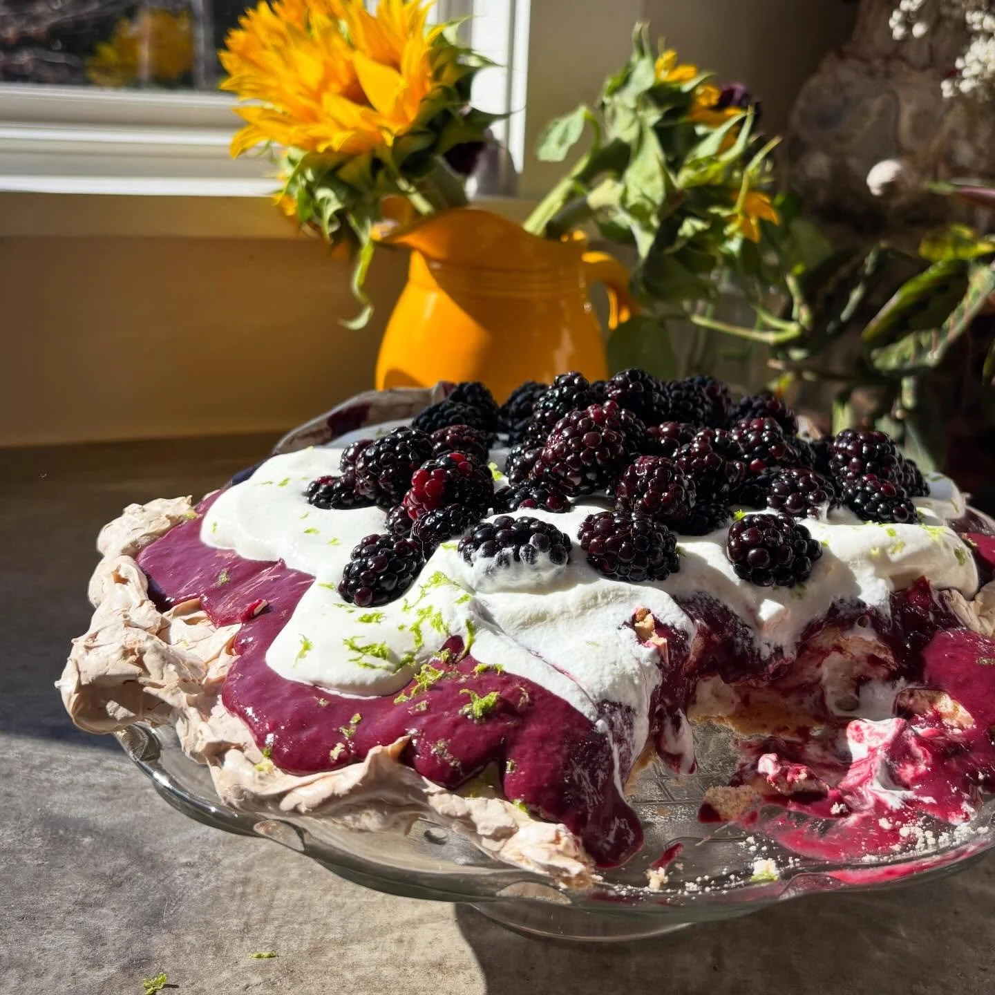We just finished shooting all the summer recipes for the cookbook, including my favorite blackberry pavlova. 😍 Couldn&rsquo;t help but dig in after the shot was taken! #eatlikeafarmer #eatlocal #dessert