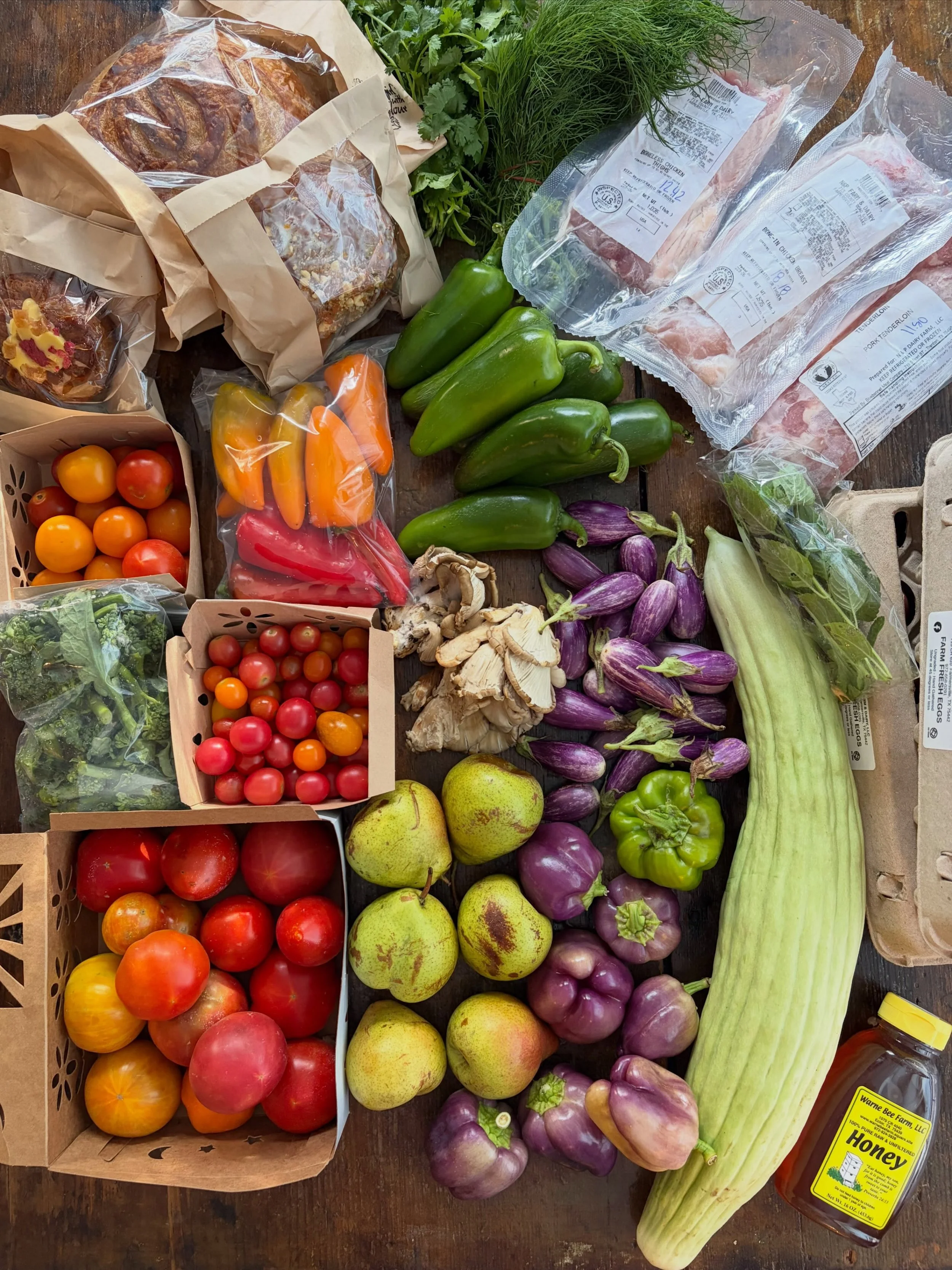 August is a terrible time to be outside, but a glorious time to eat 🌈