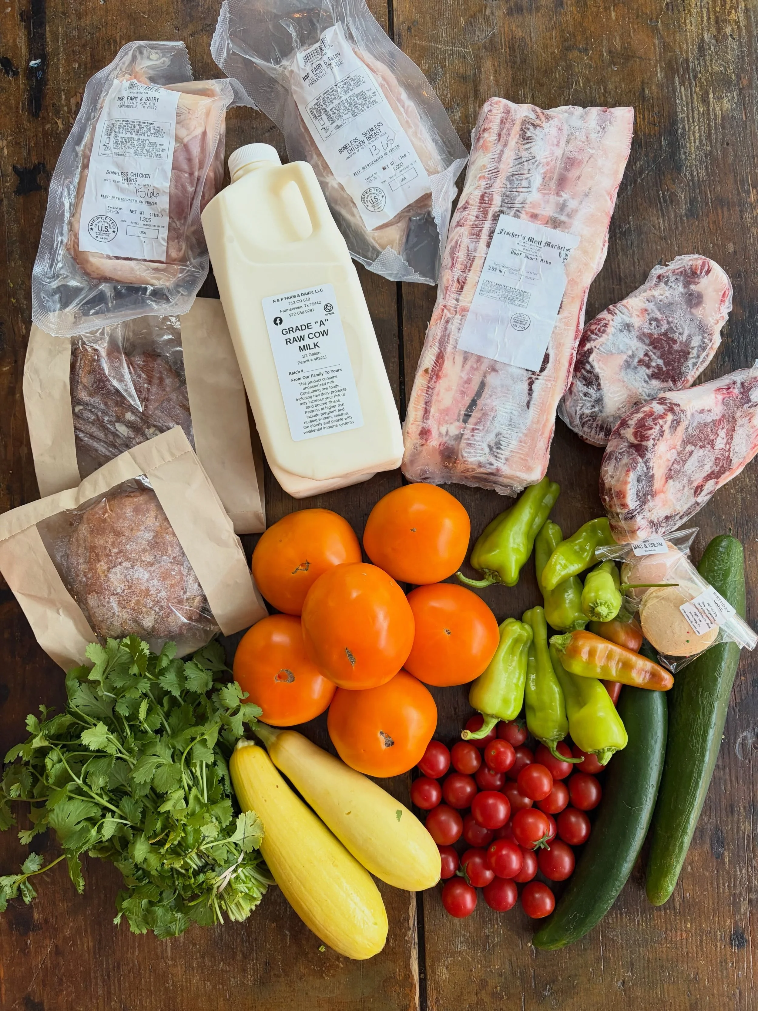 &ldquo;Eating is an agricultural act.&rdquo; - Wendell Berry
Farmers are tagged in the pics!