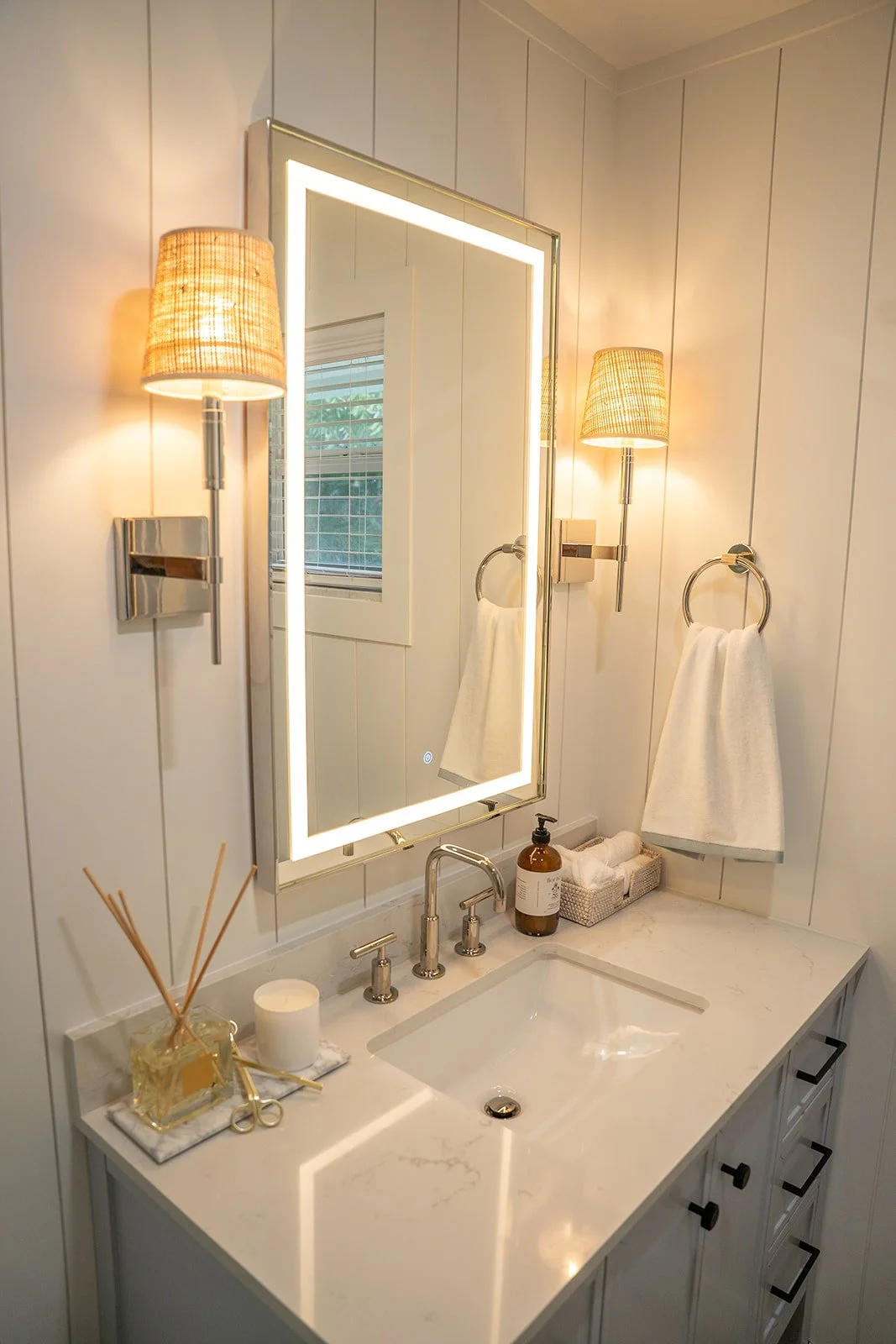 bathroom interior decoration.jpg