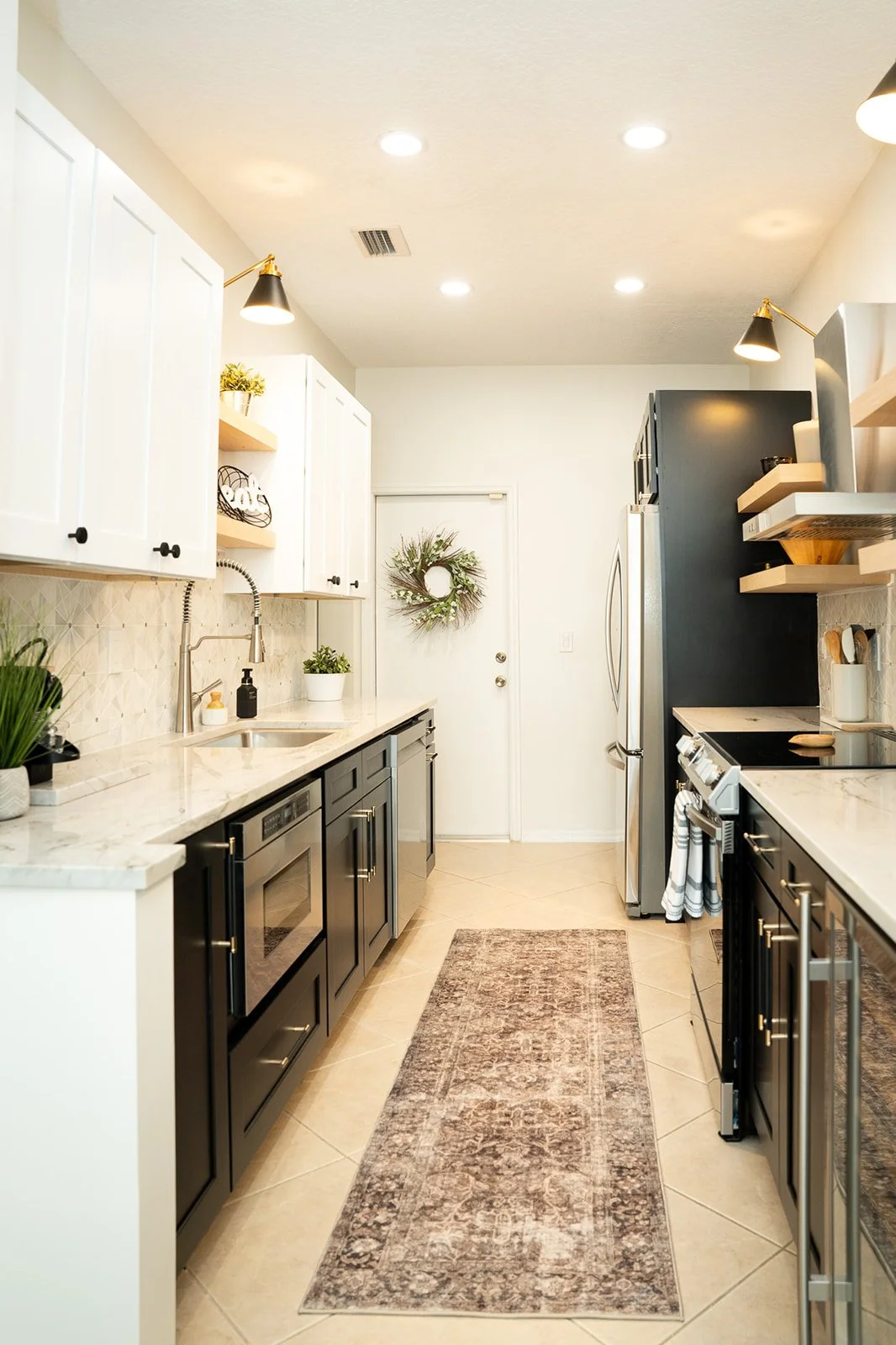 modern coastal decor.jpg