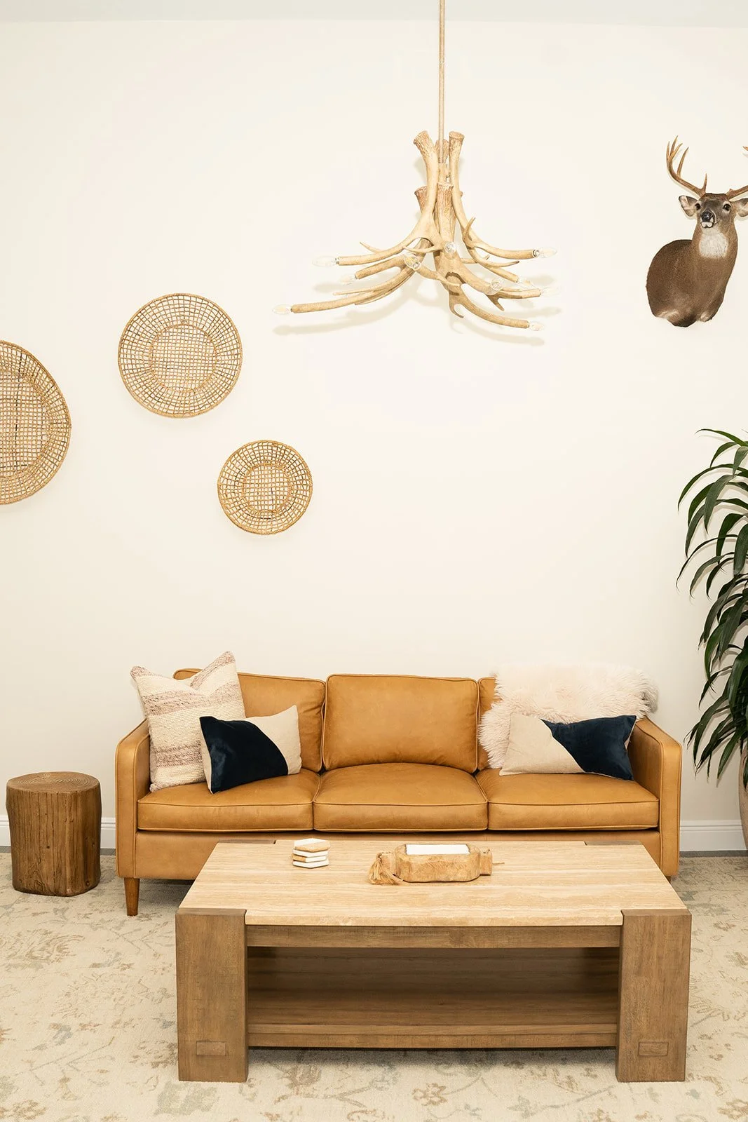 minimalist home decor.jpg