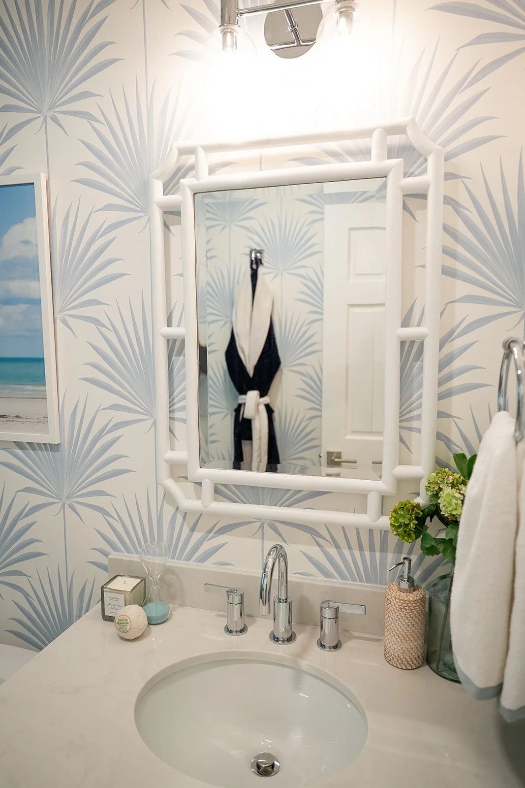 modern interior bathroom.jpg