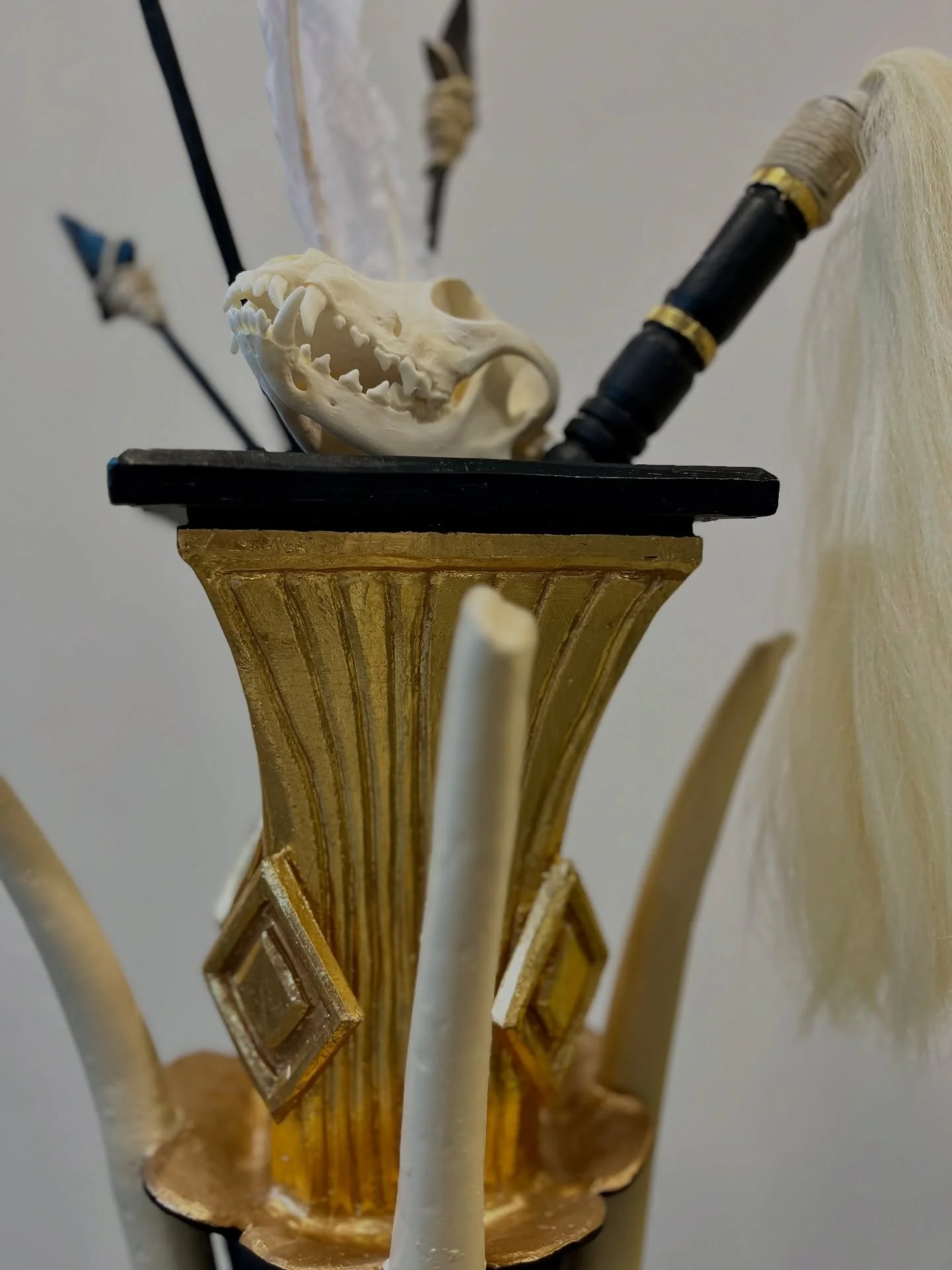 Sands
2025.

Ceramic, acrylic paint, metal leaf, synthetic hair, skull, hemp twine, cowrie shell 

#D9 #BGLO