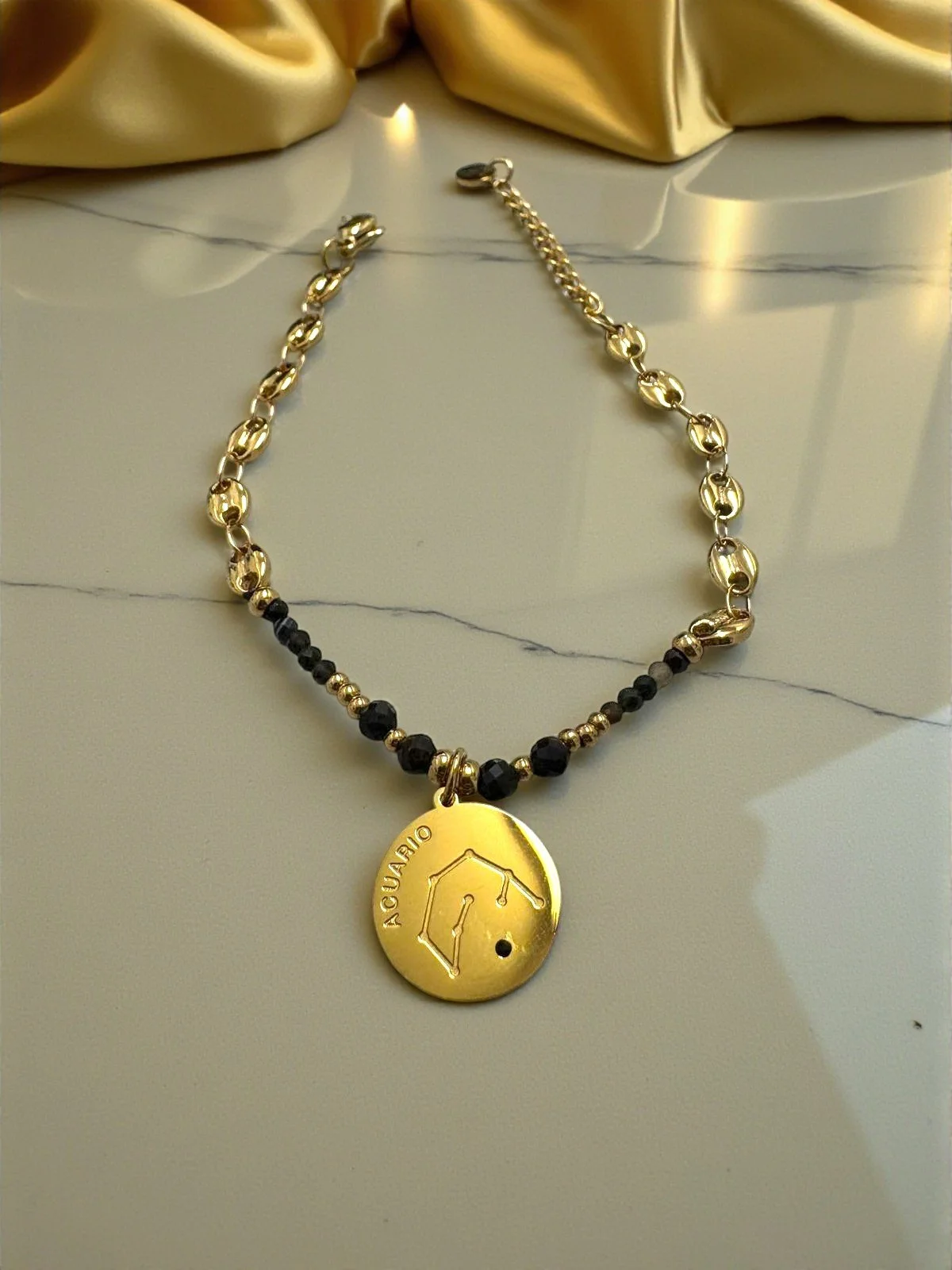 ACUARIO D-Photoroom.jpg