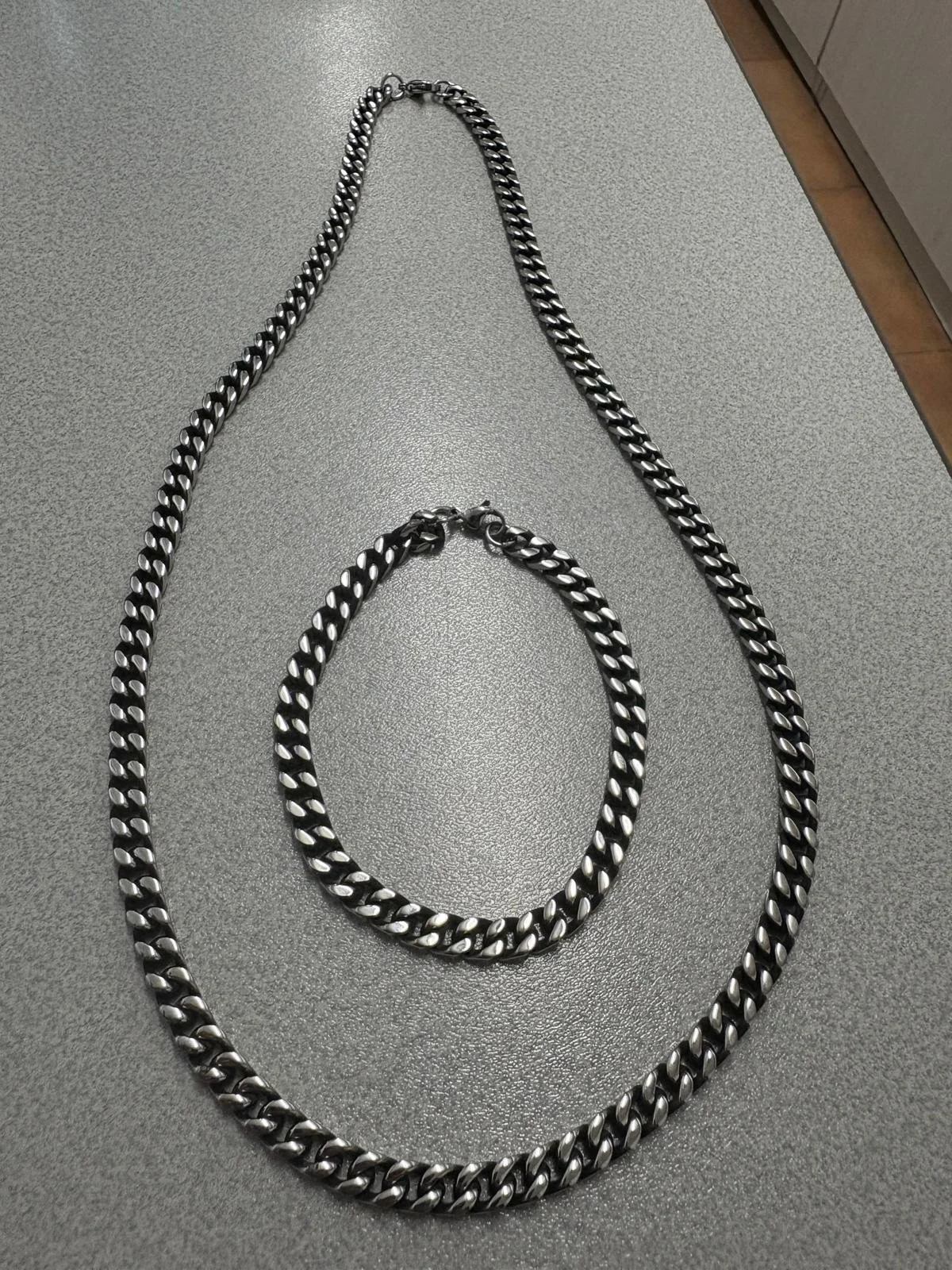 x8.jpg