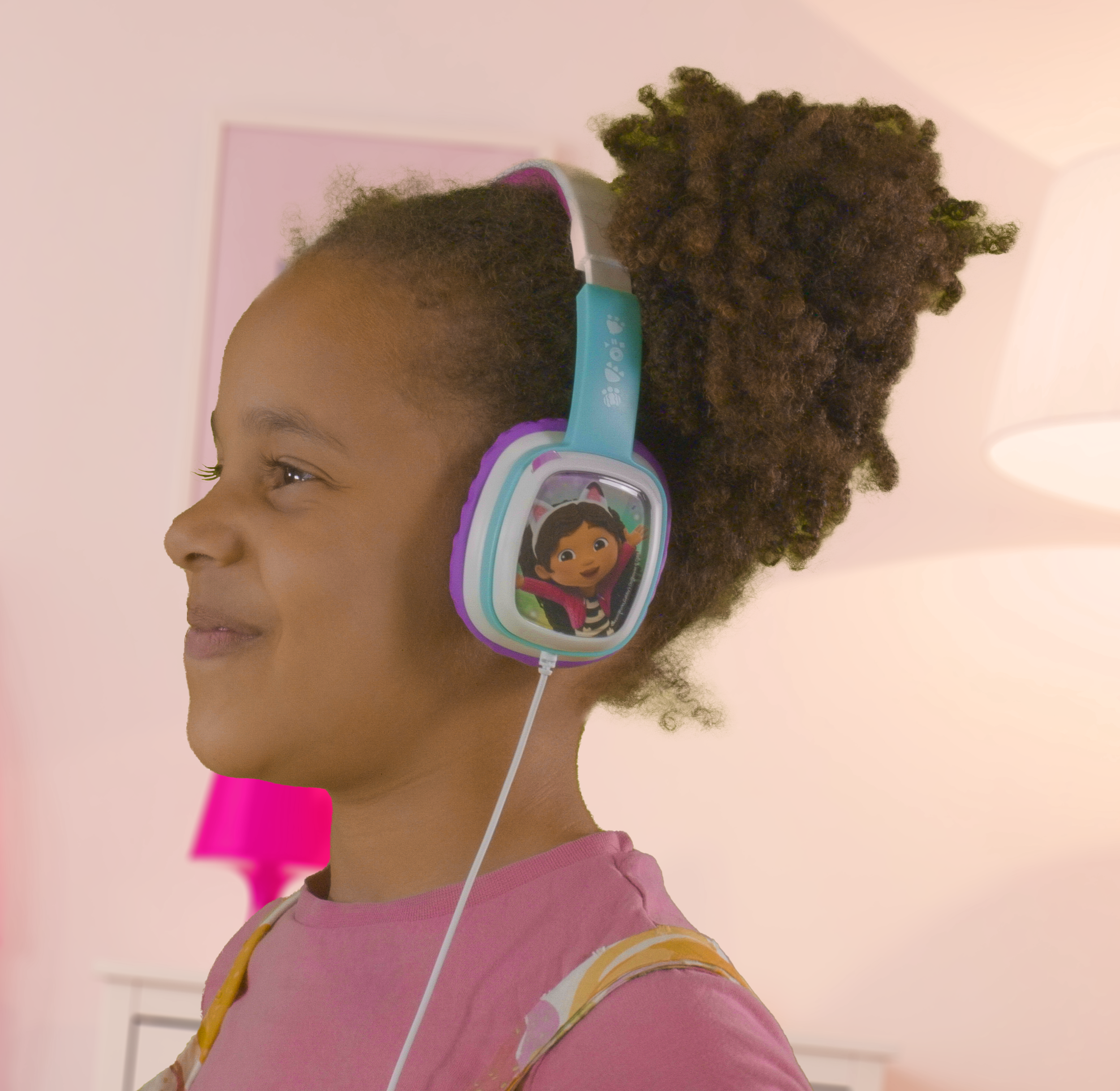 Gabbys Dollshouse Wired Headphones (Flip & Switch Junior Bluetooth Headphones)