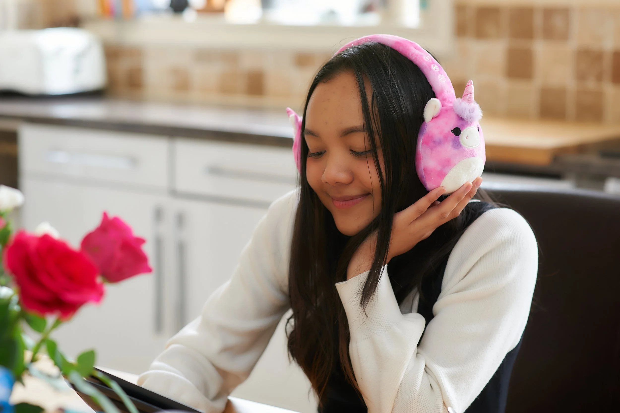 Squishmallows plush Bluetooth headphone - Lola the Unicorn