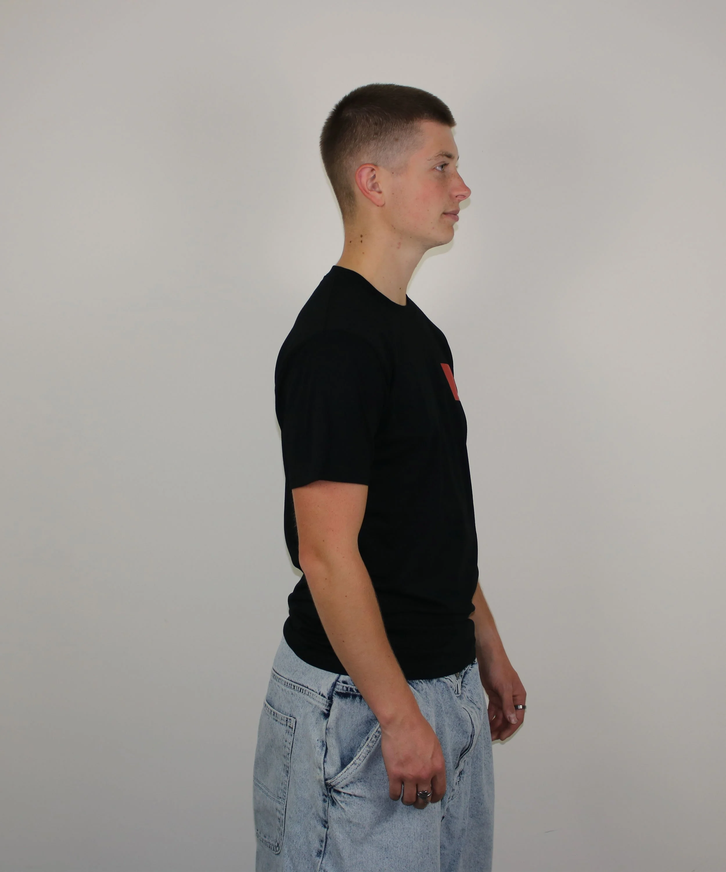 Mens-wing-it-black-tee-2.jpg