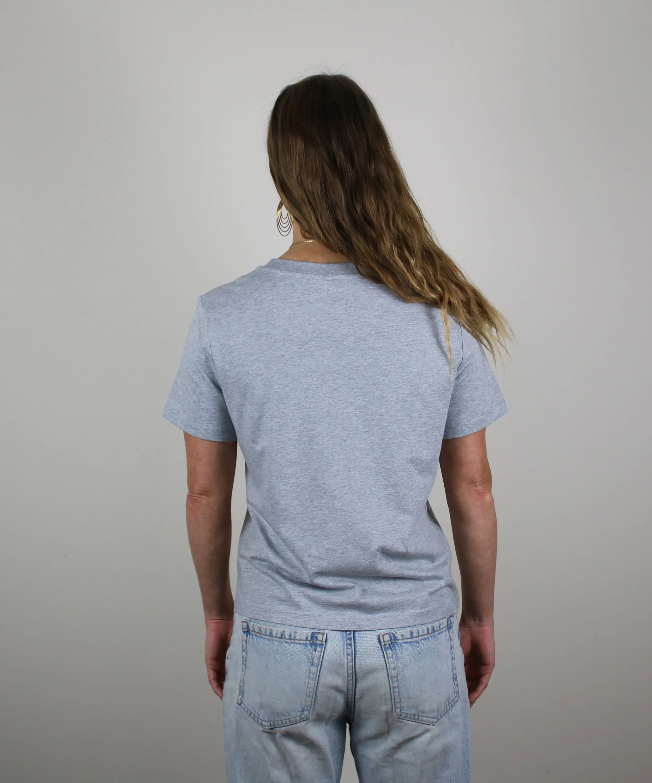 Womens-wheelbarrow-heather-grey-tee-5.jpg