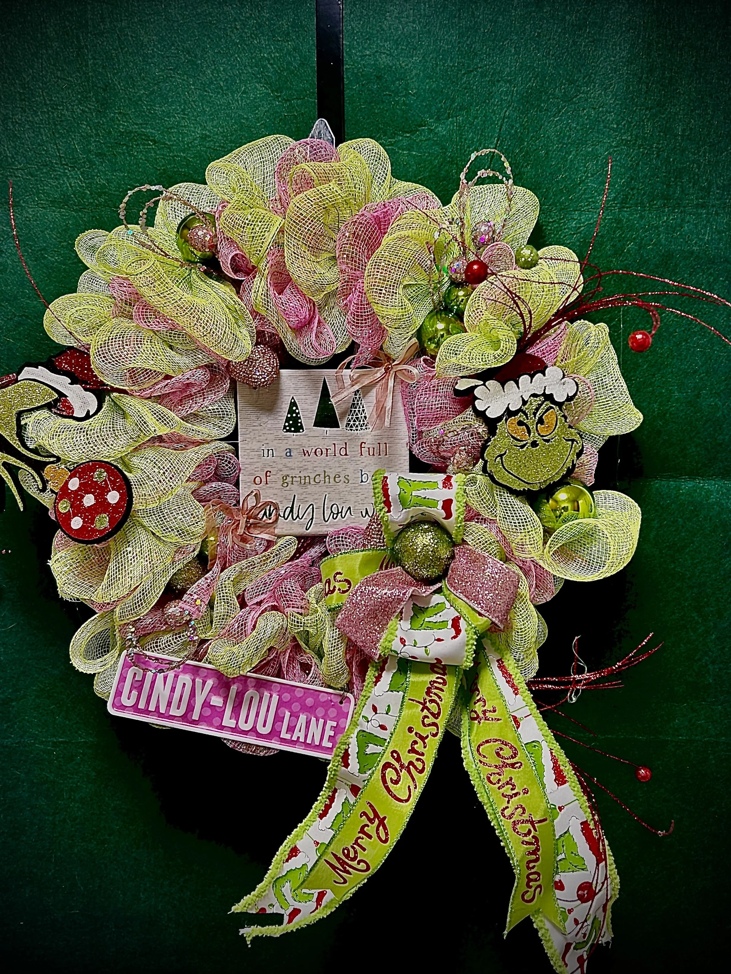 In a World of Grinches be a Cindy Lou Who