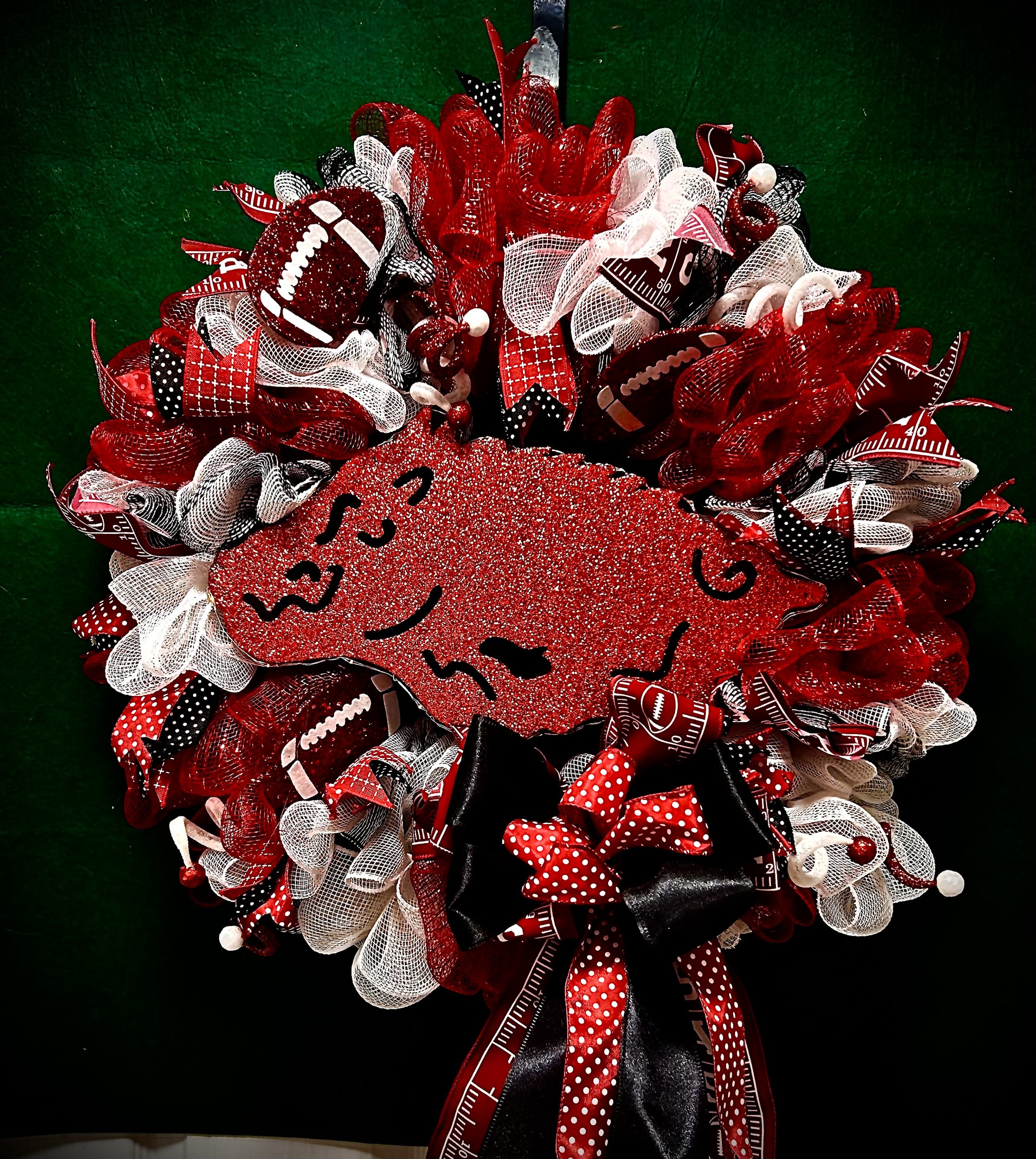 Glittering Team Spirit Wreath lighted