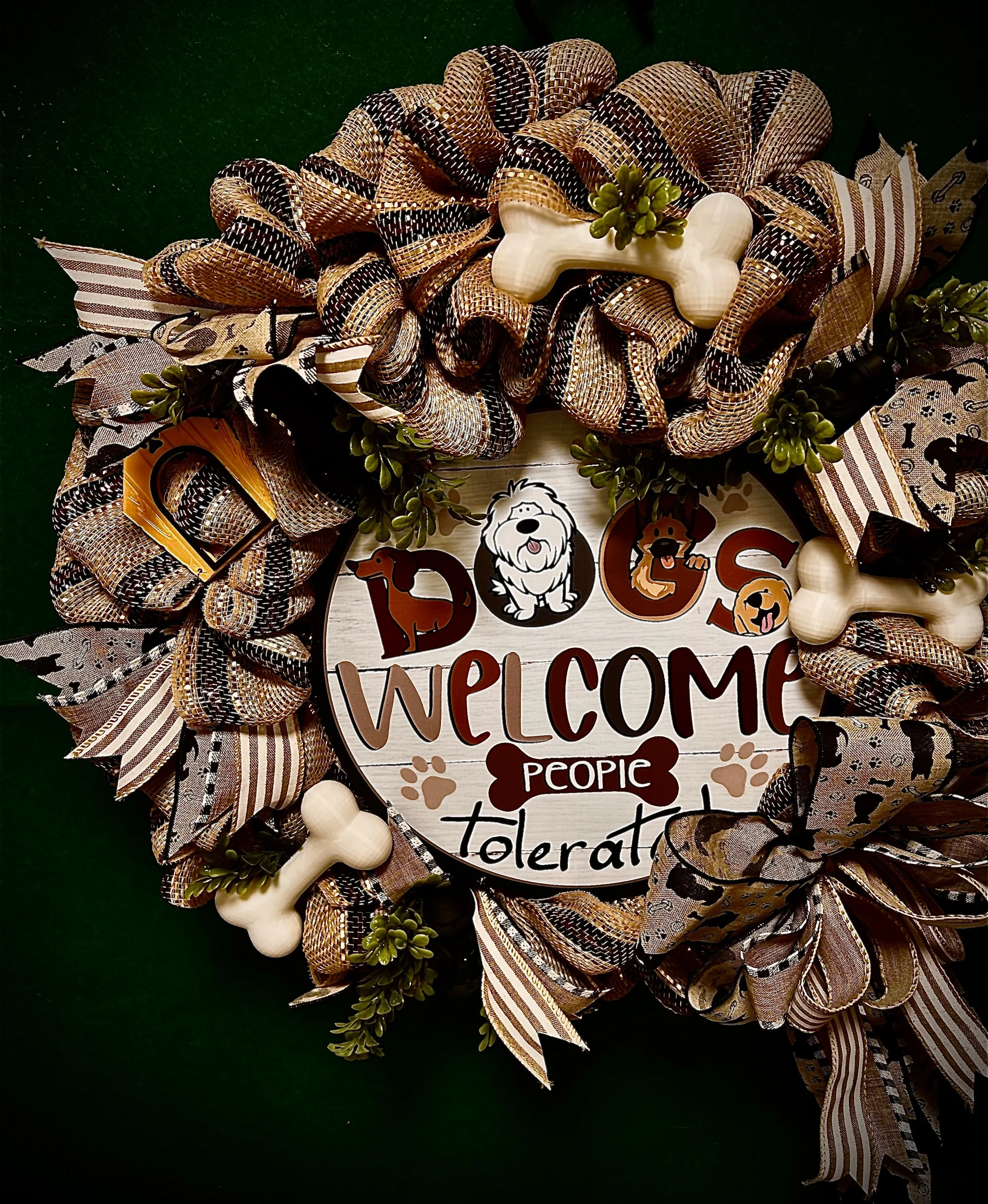 Dog Lovers Gold Door