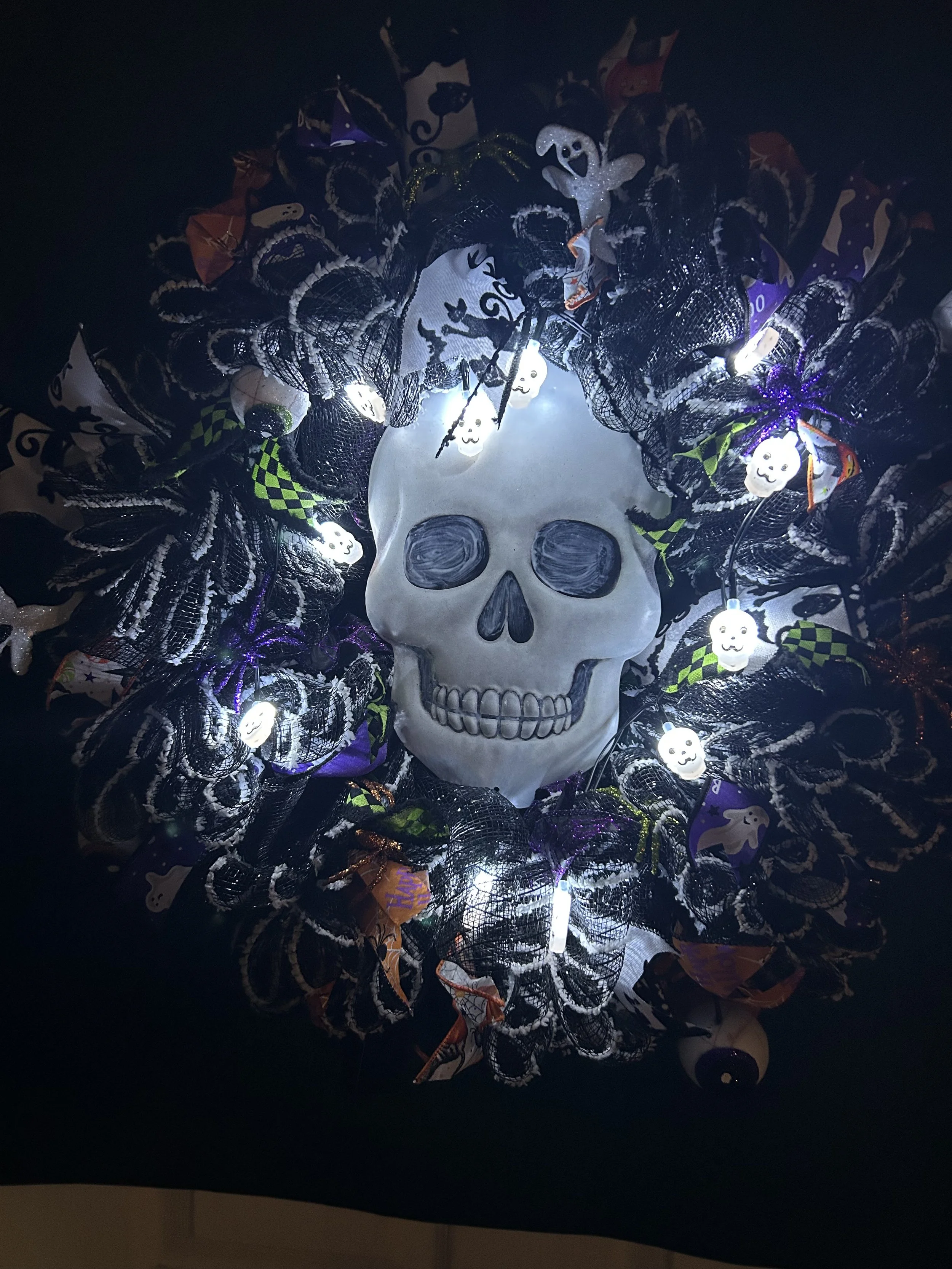 Lighted Skull Wreath for Halloween lights on
