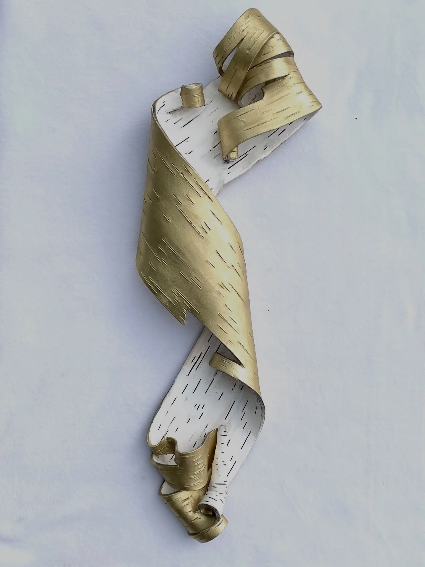 Lyricism Single Note, @siiviisgallery  #ceramicsculpture #sculpture #contemporaryceramic #clayart #artobject #interiordesigners #vacationrentalhomes #vacationrentaldecor #artfulhome