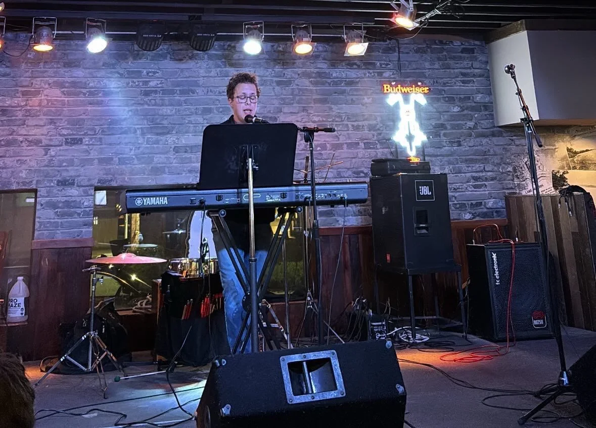 0EA6DFDE-C0ED-4F8B-8048-08BC70084F42 Copy.JPG