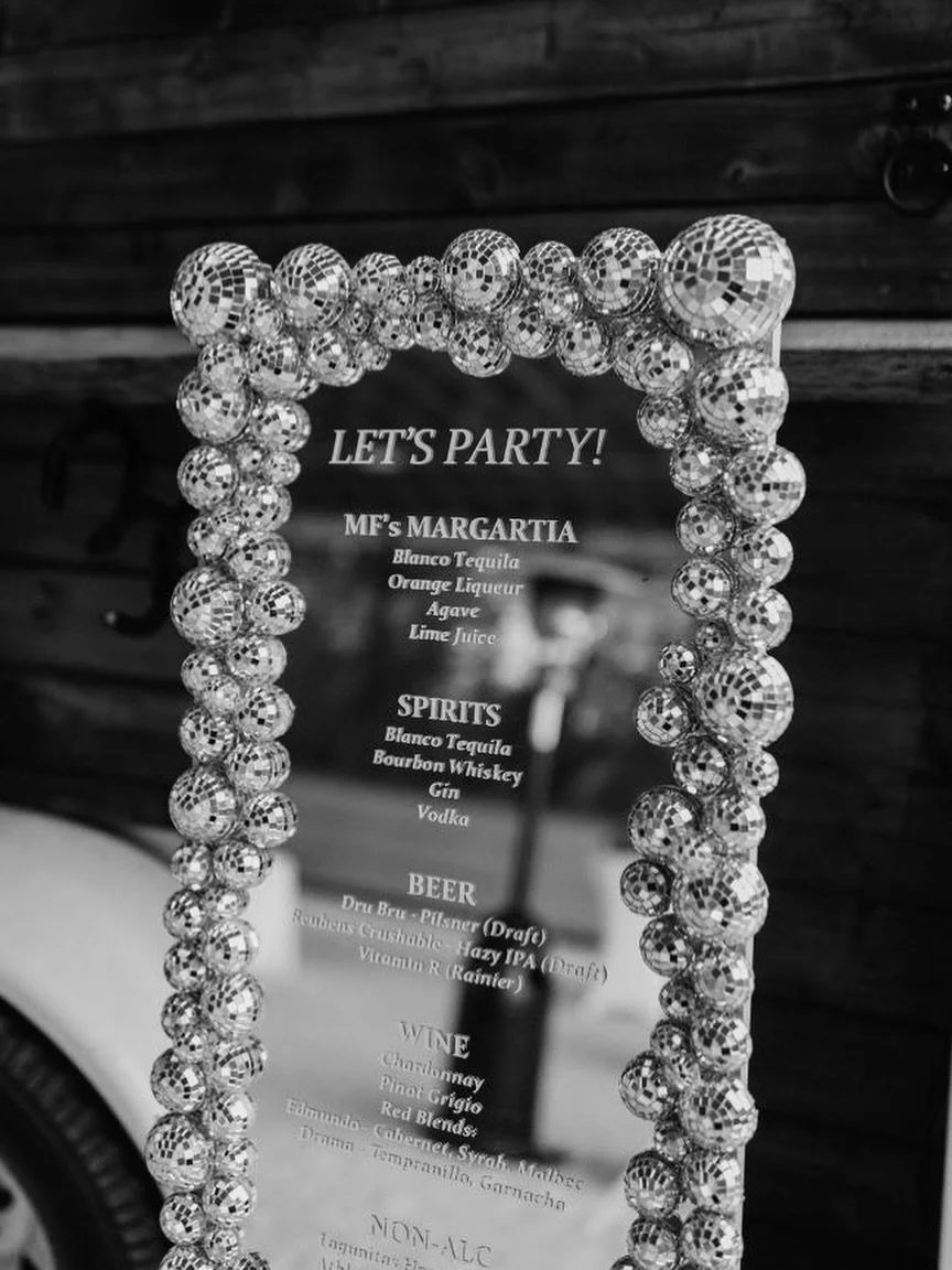 This disco mirror brings an energy you can actually feel.
Every reflection dances, every sparkle adds to the rhythm of the room. ✨

It transforms a simple setup into a full-on party ambiance &mdash;
vibrant, electric, and full of movement. 🪩

It&rsq