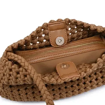 solara bag 2.webp