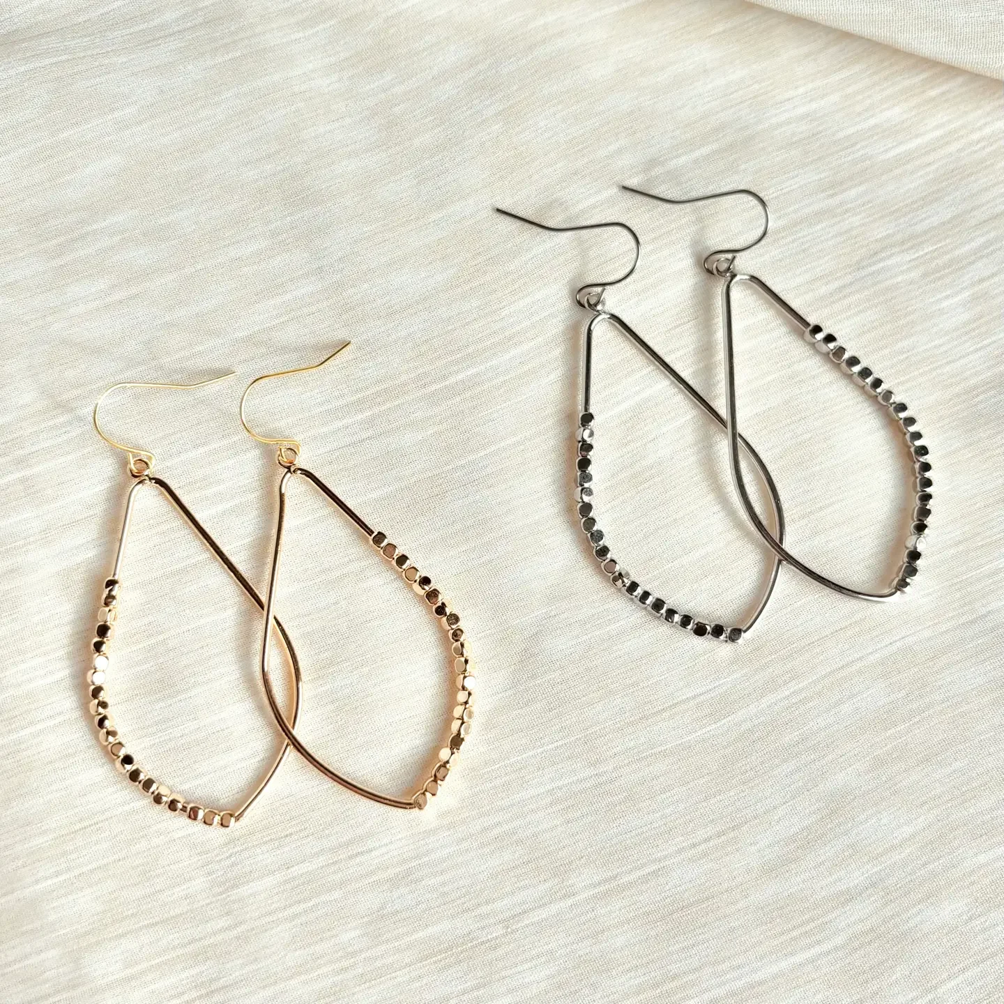 beaded teardrop gold.webp