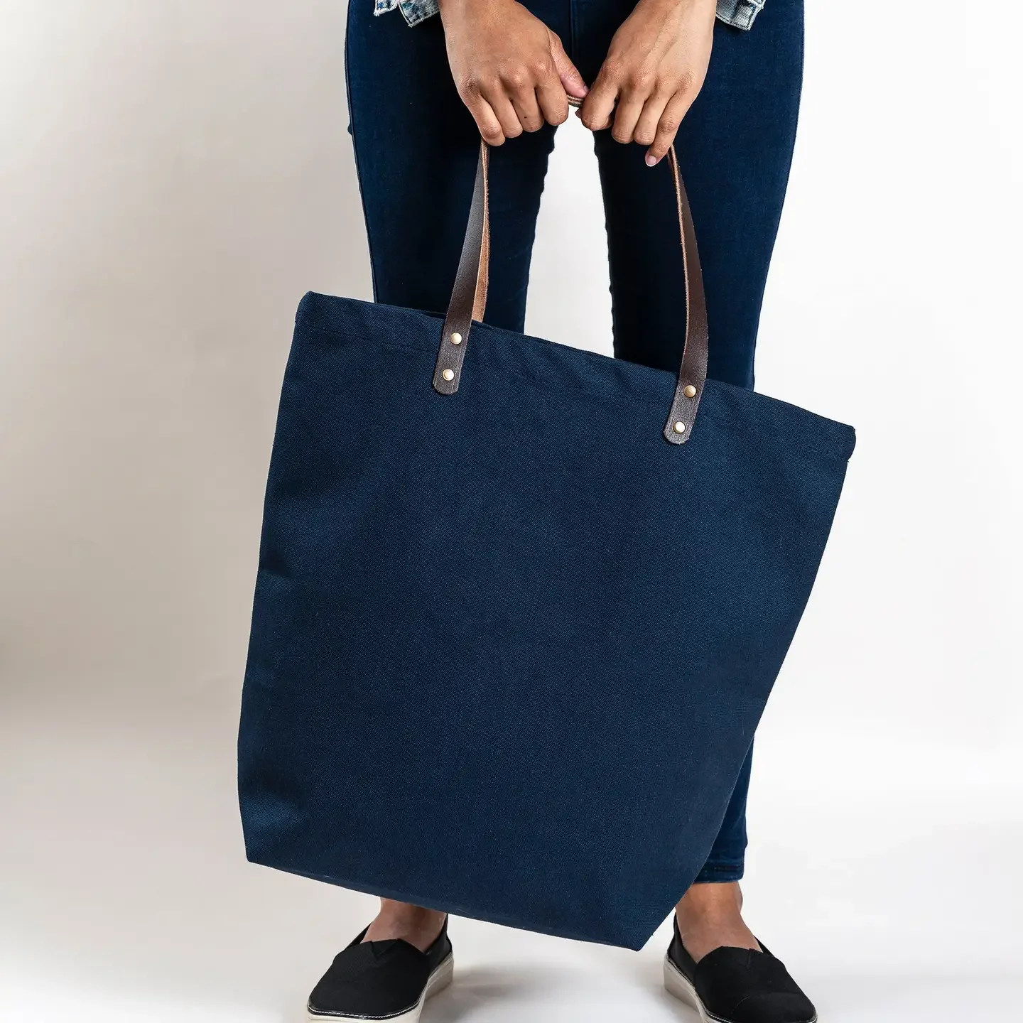 city shopper tote.webp