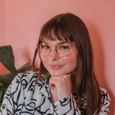 Hannah Elzig Headshot