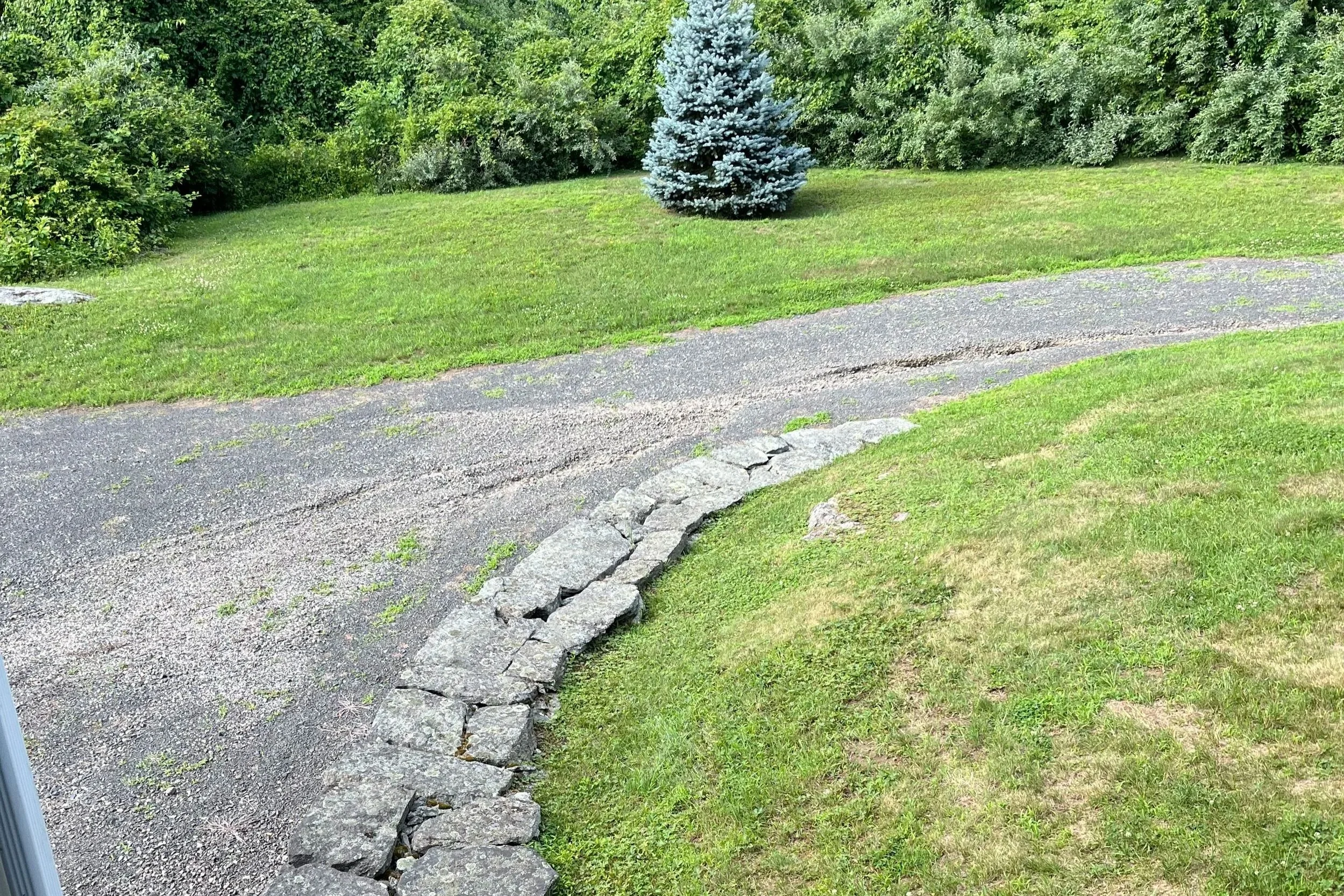 5 Ways to Preserve Your Connecticut Gravel Driveway (And Cut Your Repair Costs)