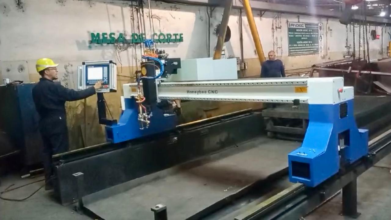 Mesa de oxicorte CNC .png