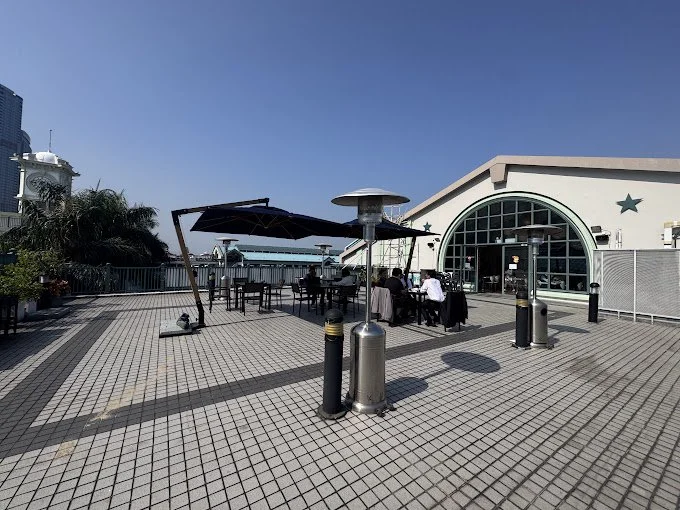 Museum Cafe 8 96.jpg