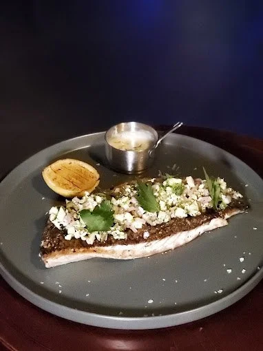 Underpass restaurant 99995.jpg