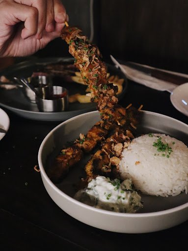 Underpass restaurant 99997.jpg