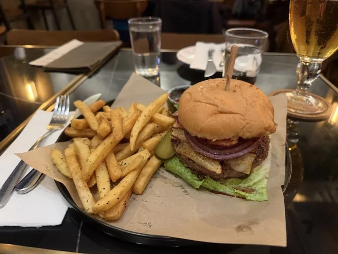 Underpass restaurant 1.jpg