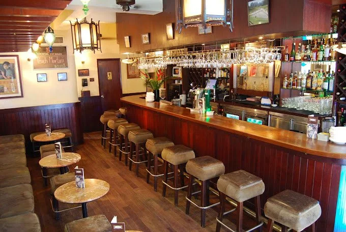 Club 1911 Western Wine Bar 9991.jpg