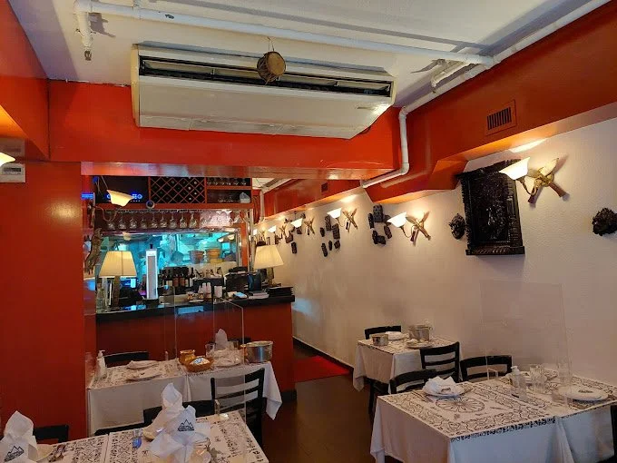 Nepal restaurant 98.jpg