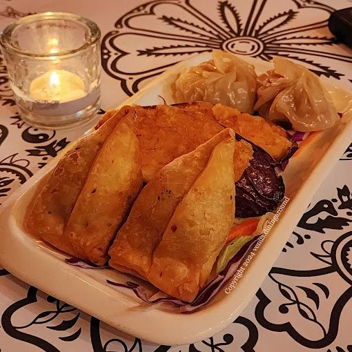 Nepal restaurant 992.jpg