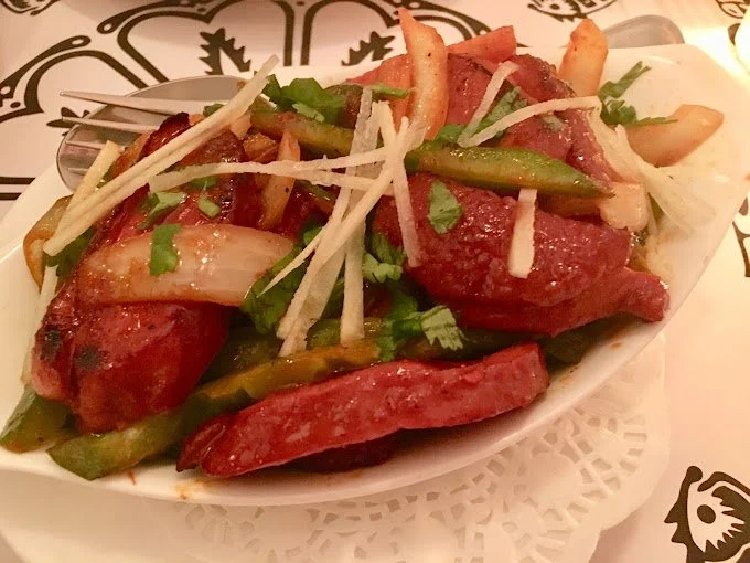 Nepal restaurant 995.jpg