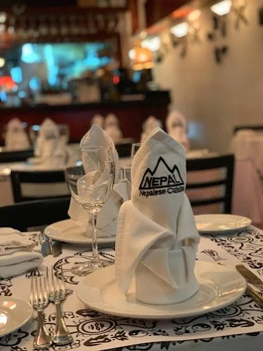 Nepal restaurant 996.jpg