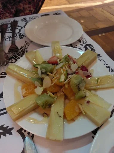 Nepal restaurant 99994.jpg