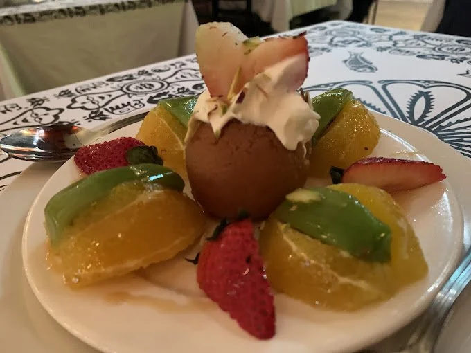 Nepal restaurant 99995.jpg