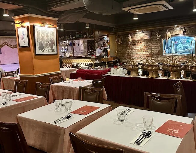 Himalaya restaurant 998.jpg