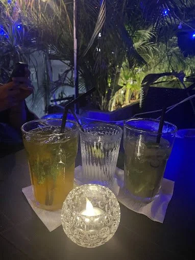 Sahara lounge 9998.jpg