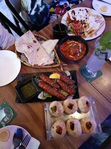 27 Kebab House 15.jpg