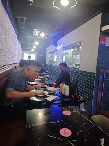 27 Kebab House 90.jpg