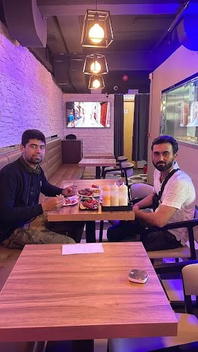 27 Kebab House 92.jpeg